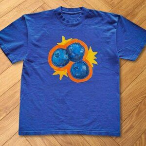 Royal Blue - Blueberry Fruit Graphic T-Shirt Colorful Pop Art Food Illustration